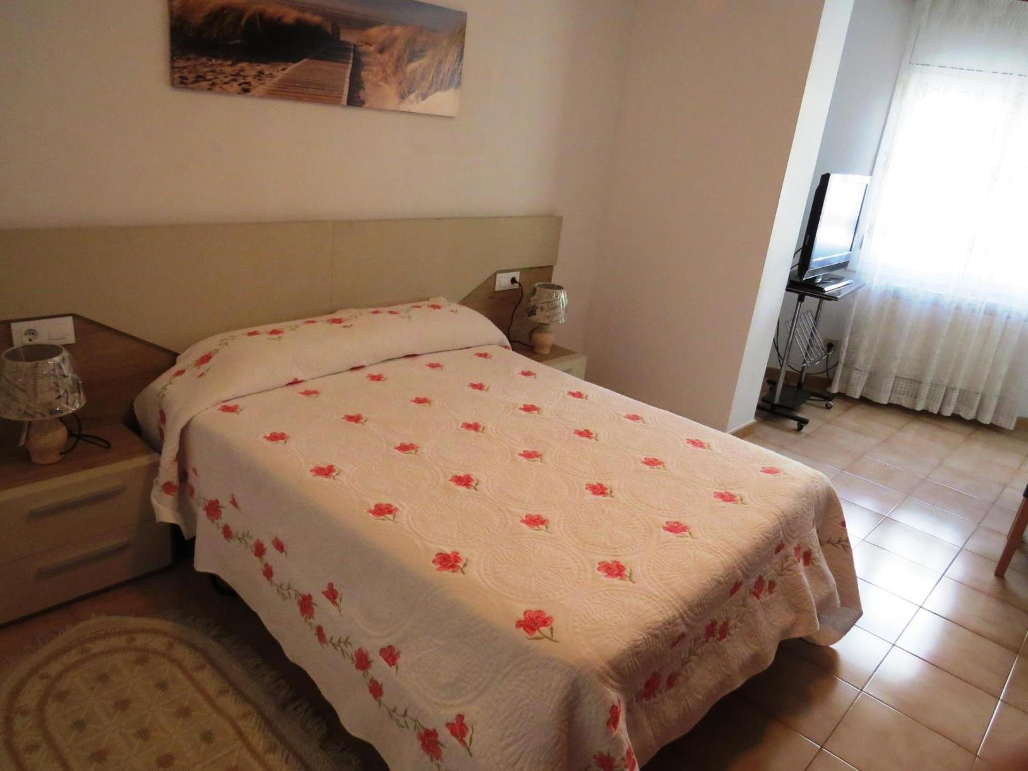 Tarragona Apartment โรเซส ภายนอก รูปภาพ